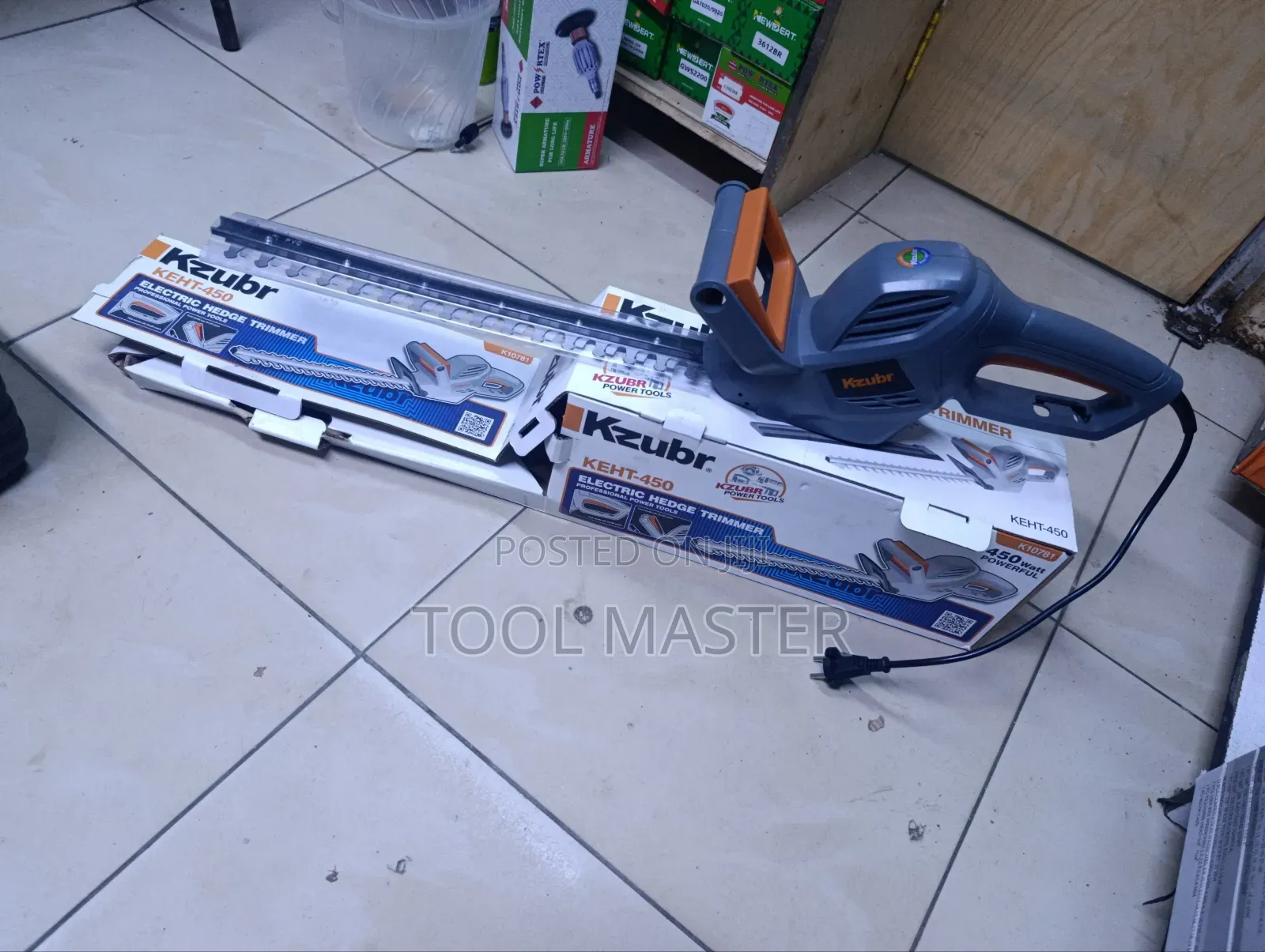 Kzubr Electric Hedge Trimmer/ Heavy Duty Electric Hedge Trimmer
