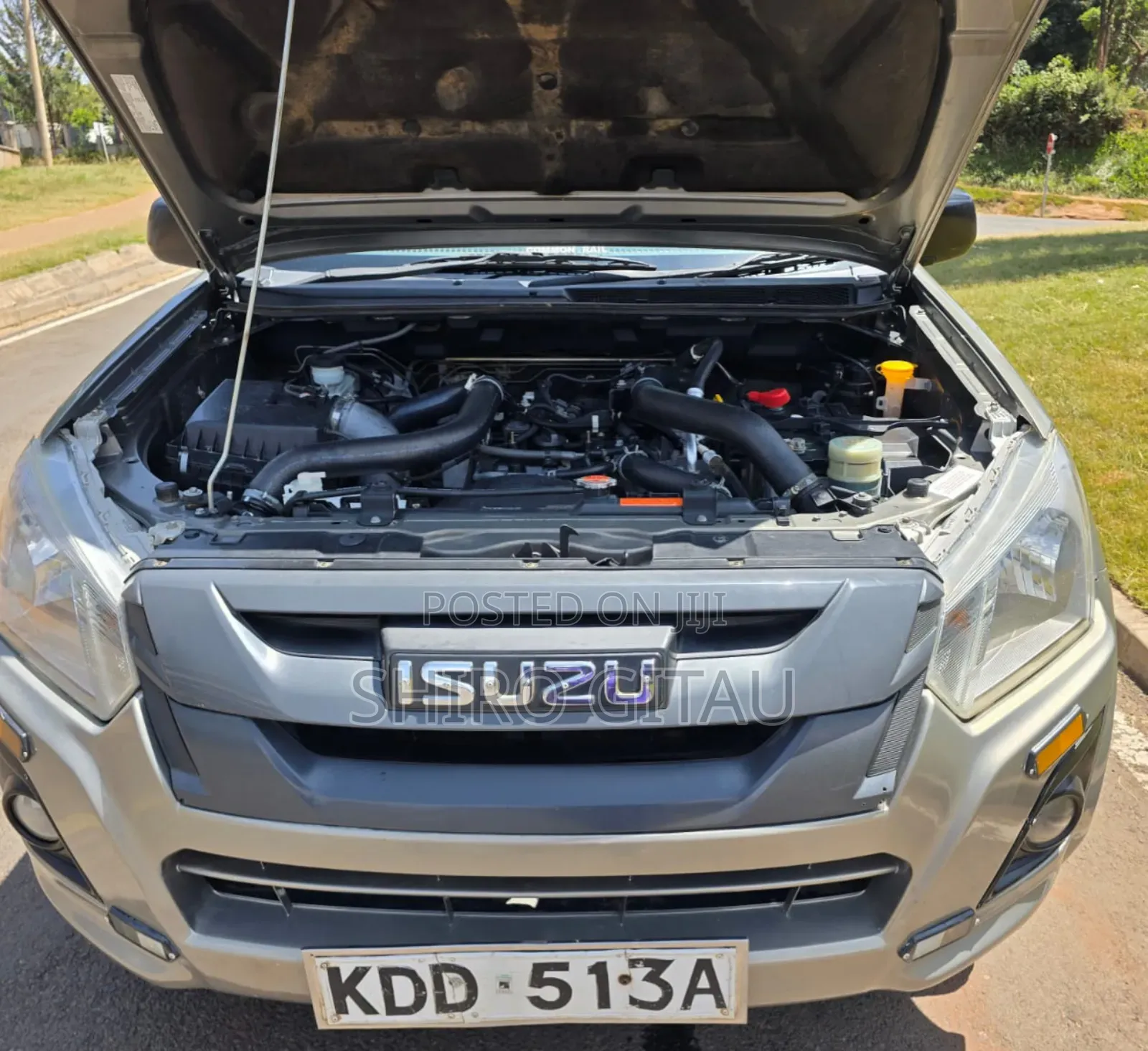 Isuzu D-MAX 2022 Gray