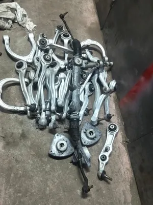 Mercedes Benz Arm)204