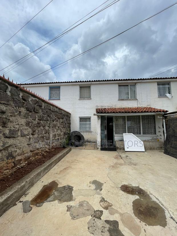 3bdrm Maisonette in BuruBuru for sale - main view