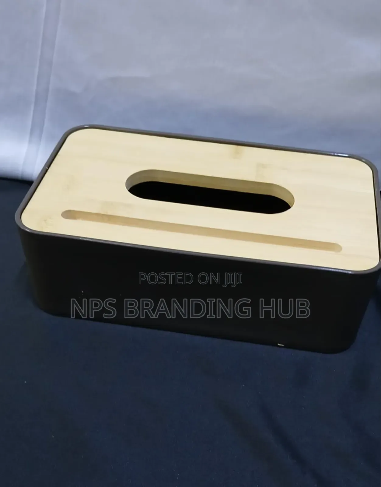 Napkin/ Serviette Holder With Bamboo Wood Cover
 21.5* 13* 6.5cm