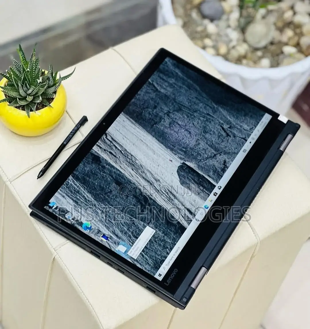Laptop Lenovo ThinkPad X380 Yoga 8GB Intel Core i5 SSD 256GB