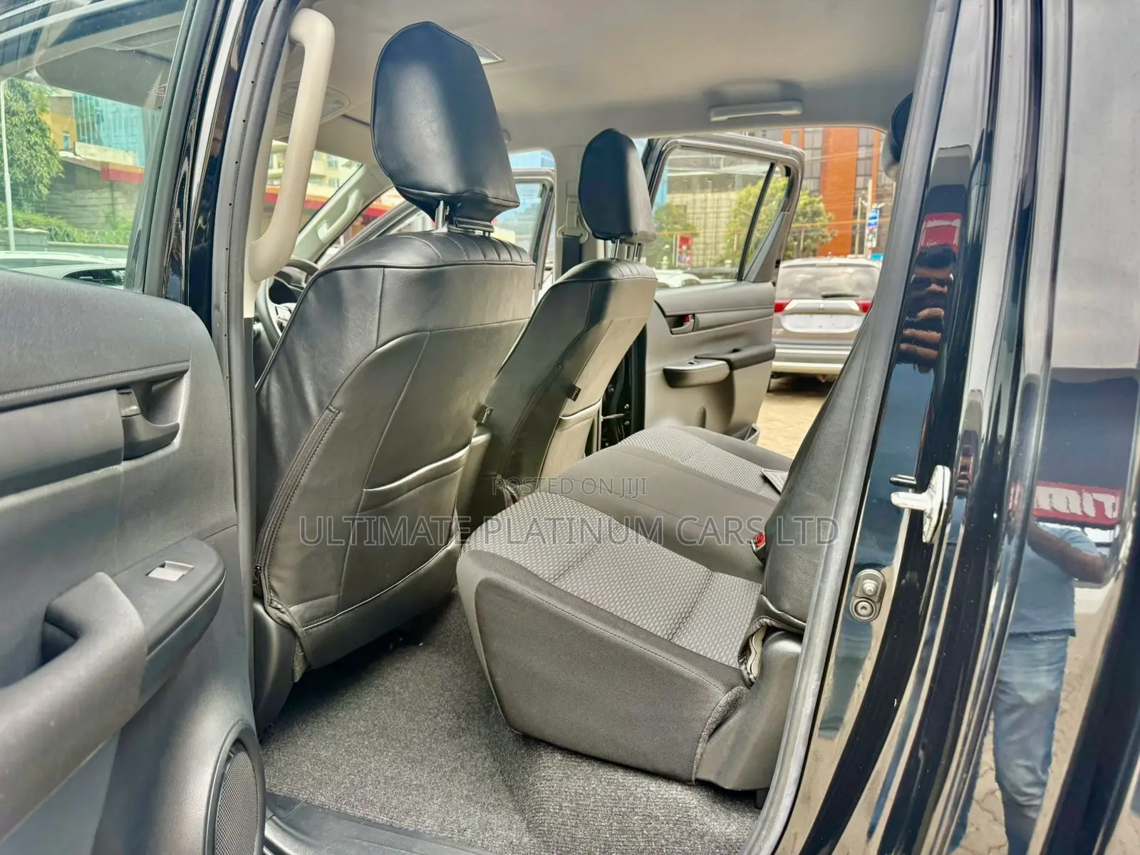 Toyota Hilux Revo Double Cab Deisel 2.4 AWD 2019 Black
