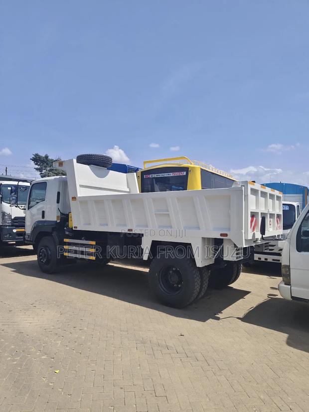 Isuzu FVR Truck