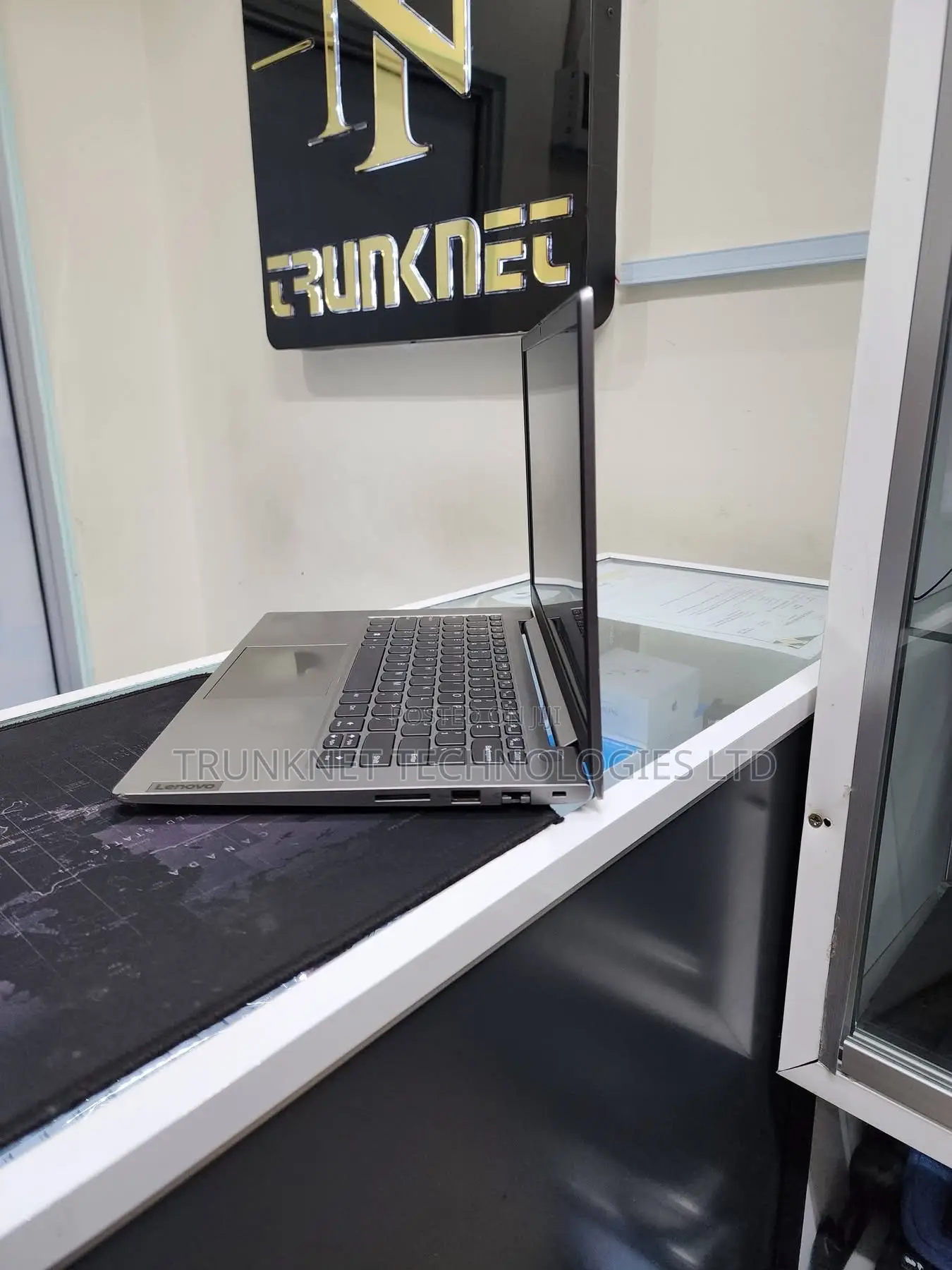 Laptop Lenovo Thinkbook 14 16GB AMD Ryzen 7 SSD 512GB