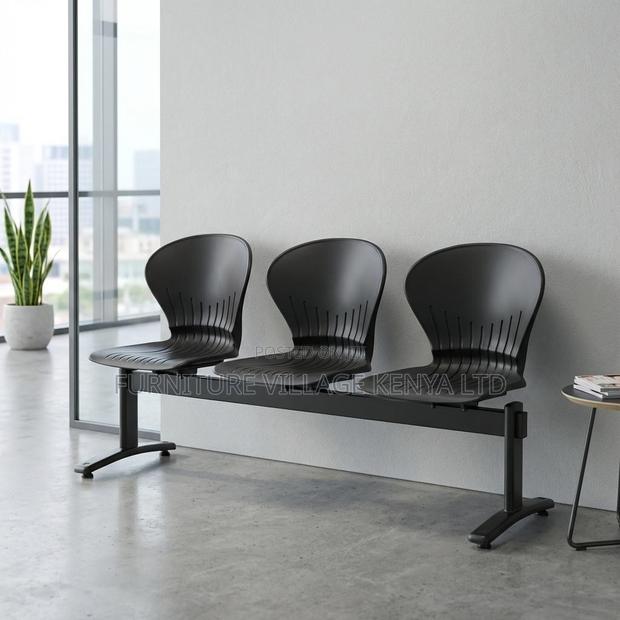 Waiting Bench; 3-link Plastic Seats Waiting Bench