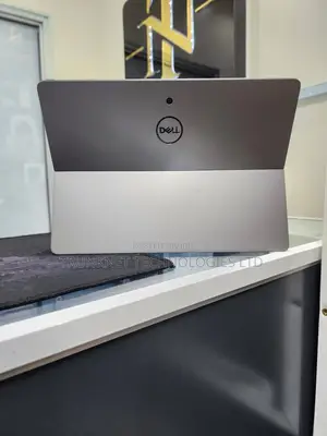 Laptop Dell Latitude 7200 2-in-1 16GB Intel Core i7 SSD 512GB