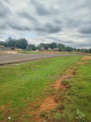 2 Acres Fronting Nanyuki Nyeri Highway