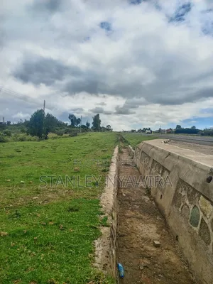 2 Acres Fronting Nanyuki Nyeri Highway