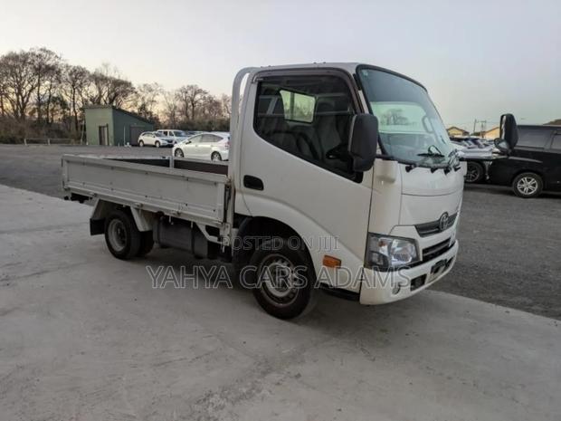 Toyota Dyna - thumbnail 2