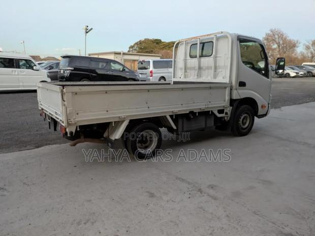 Toyota Dyna - thumbnail 4