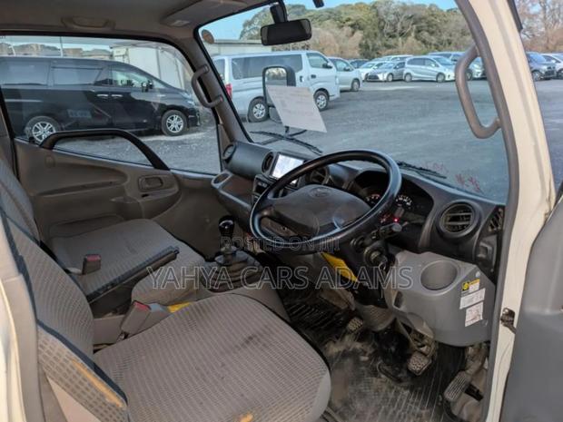 Toyota Dyna - thumbnail 5