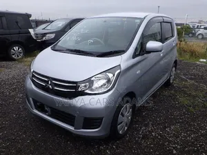 Mitsubishi EK Wagon 660 FWD 2018 Silver