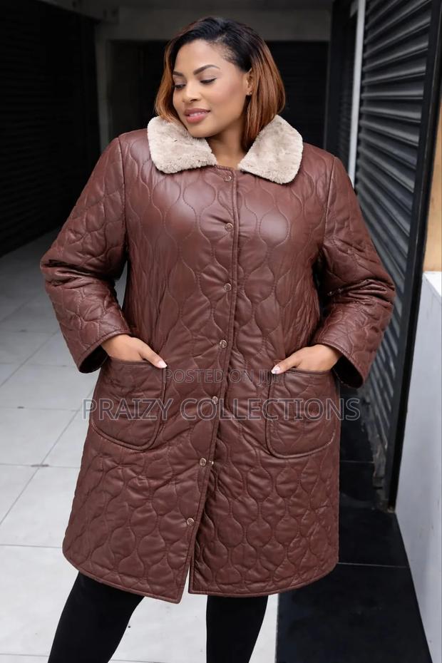 Elegant Leather Winter Trenchcoat - thumbnail 3