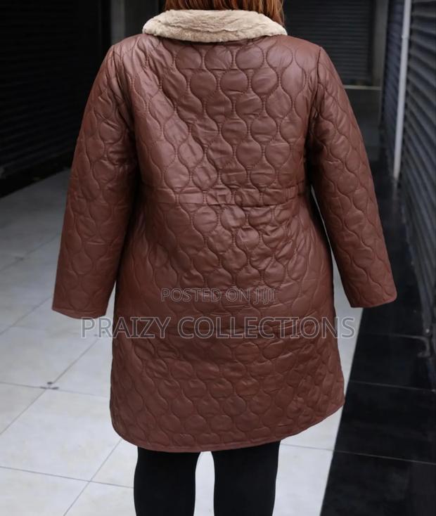 Elegant Leather Winter Trenchcoat - thumbnail 5