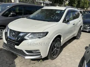 Nissan X-Trail 2019 White