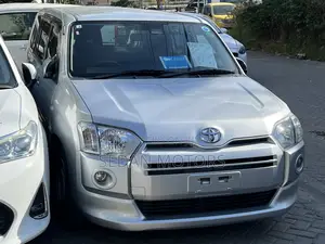 Toyota Succeed 2019 Silver