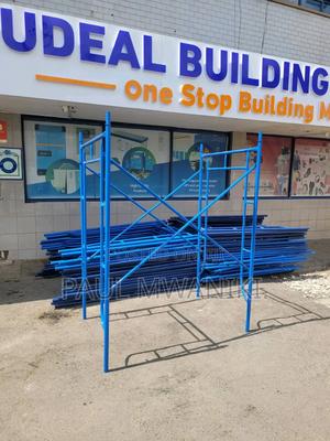 Heavy Duty Construction Ladders Available - thumbnail 2