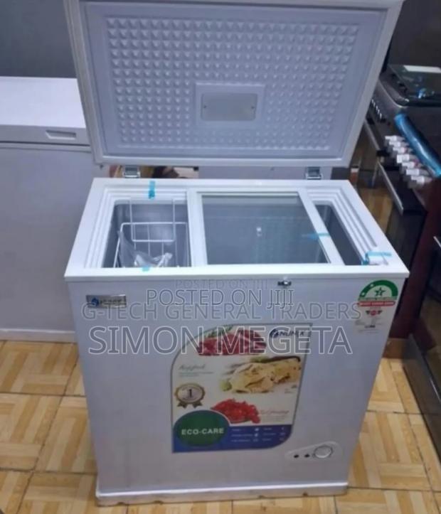 Single Doors. Nunix 150l Freezer - main view