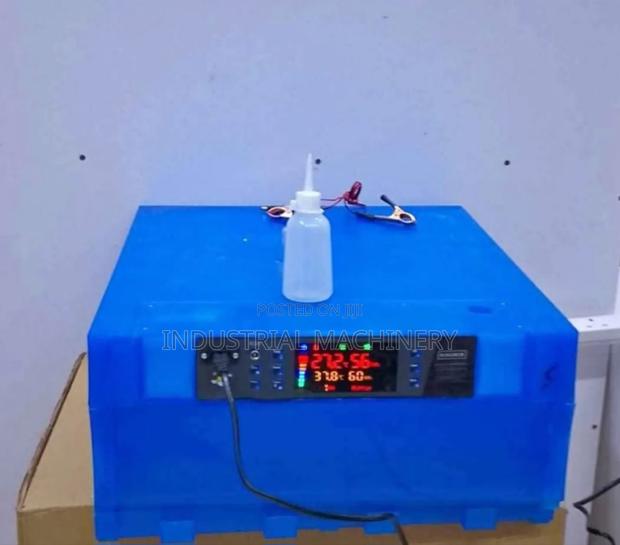 64 Egg Incubator - main view