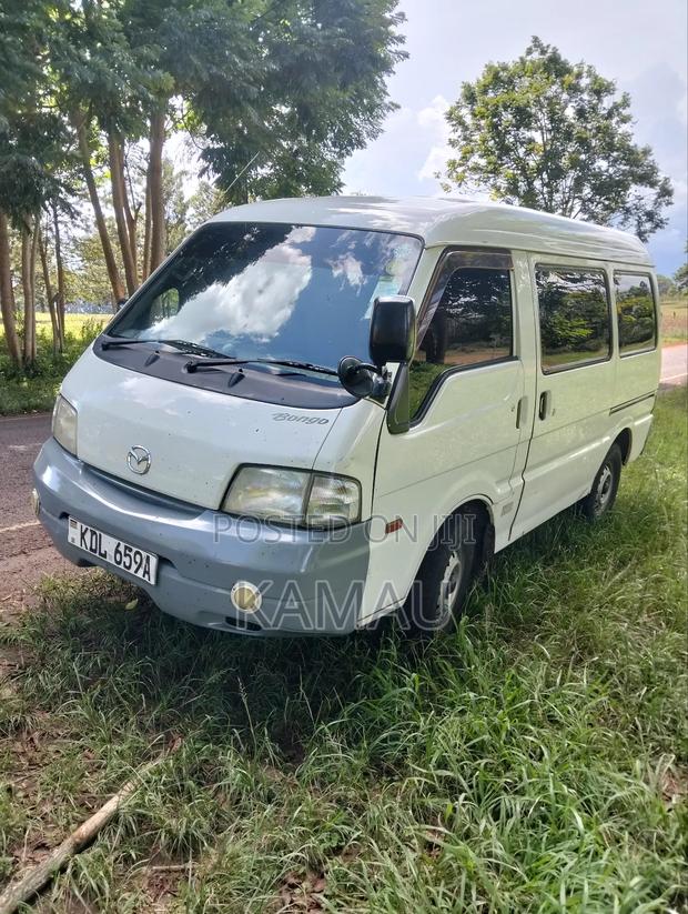 Mazda Bongo 2013 White - thumbnail 5