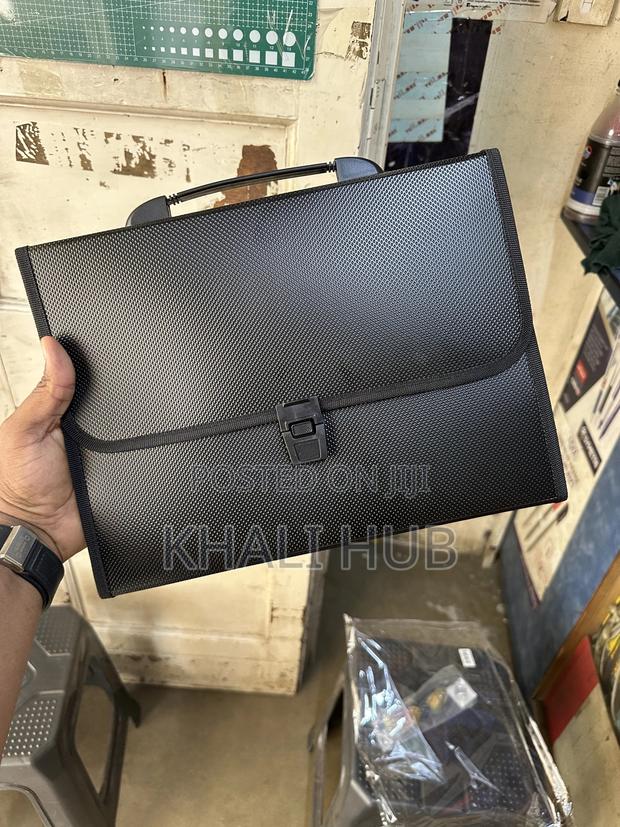 A4 Expanding File Folder for Document Storage - main view