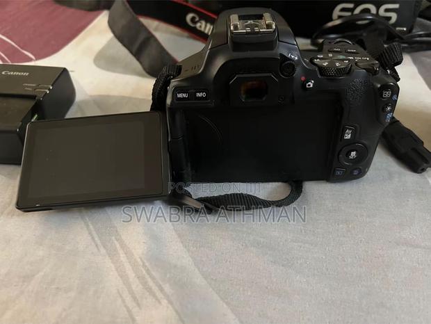 Canon 250d - thumbnail 3