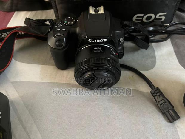 Canon 250d - thumbnail 4