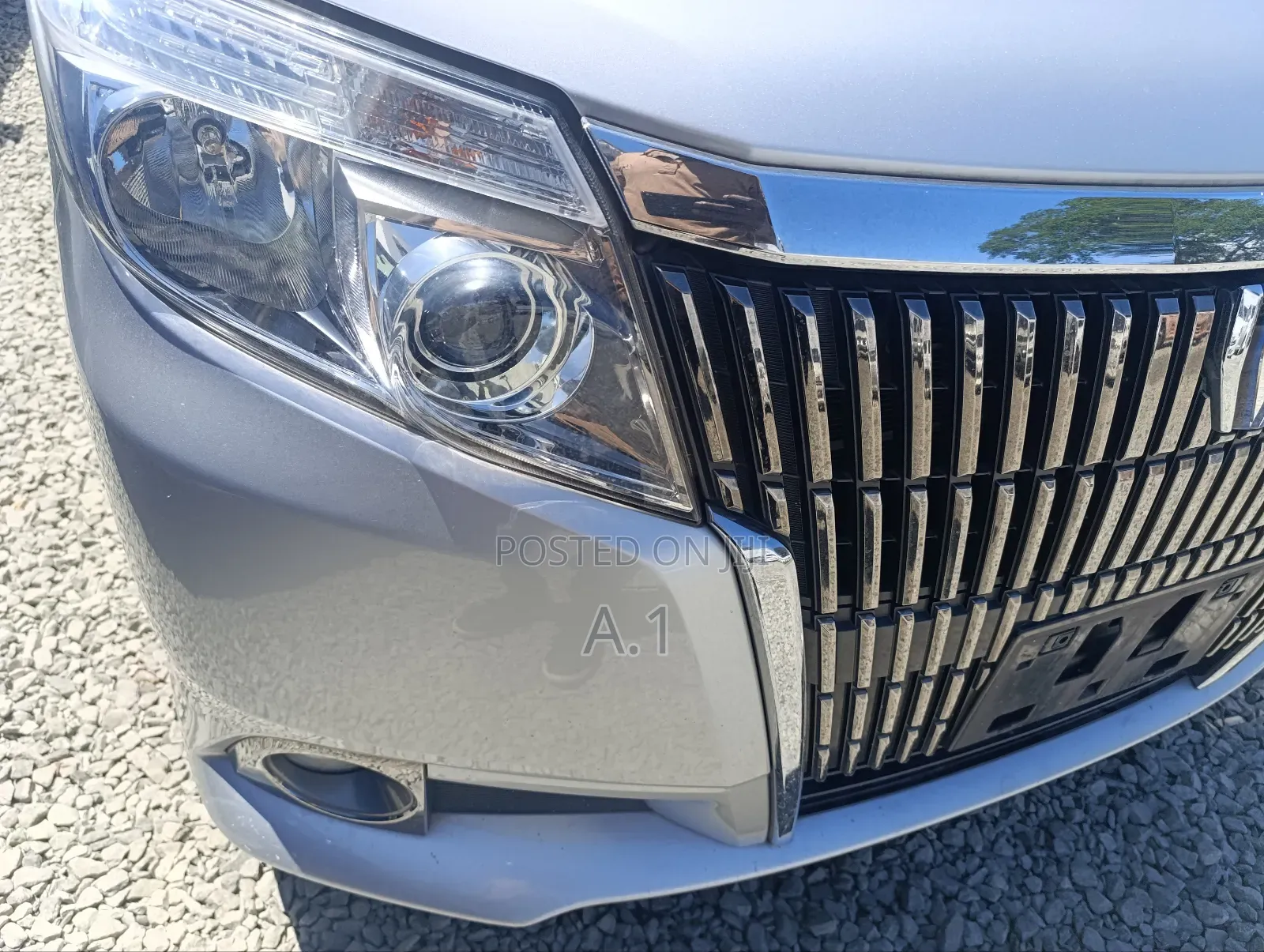 Toyota Esquire 1.8 FWD Hybrid (7 seater) 2018 Silver