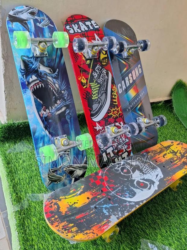 Skateboard With Rubber Wheels - main view