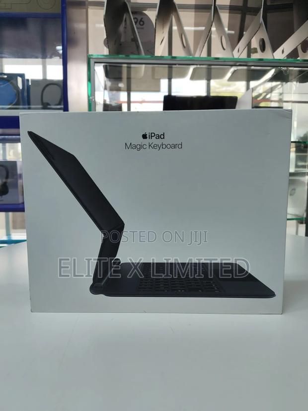 Apple iPad Magic Keyboard Black