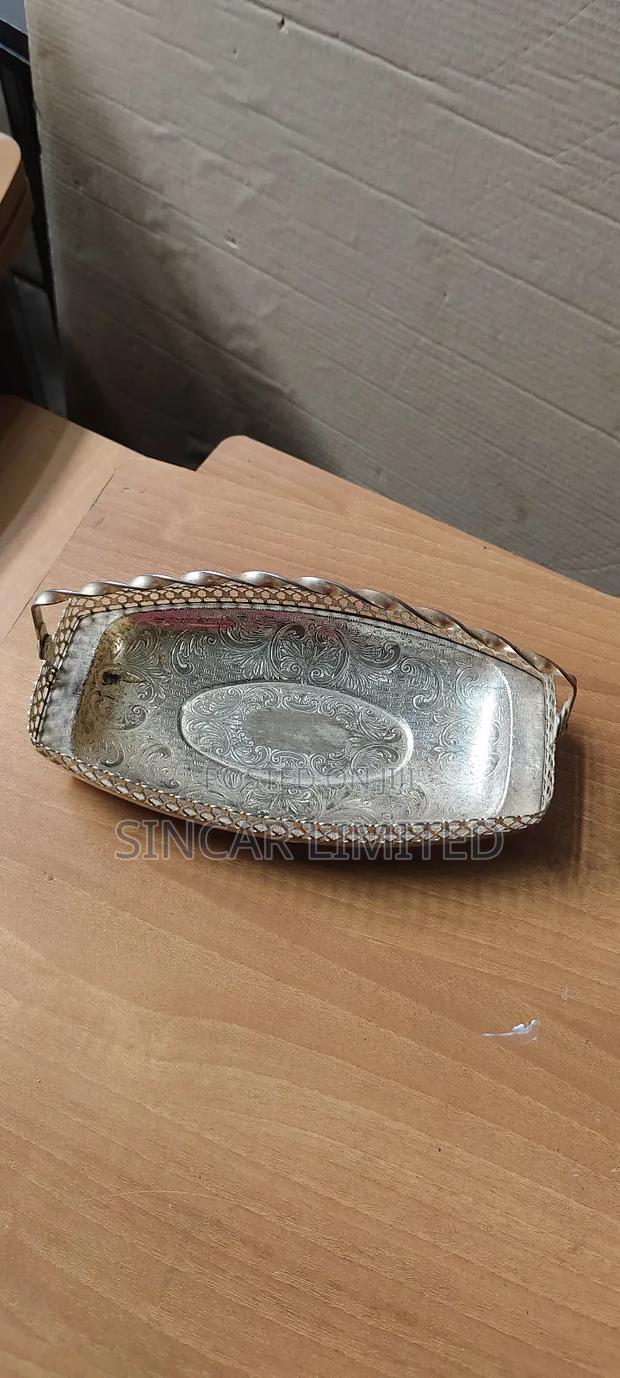 A Queen Anne Silver-Plated Sandwich Tray - thumbnail 3