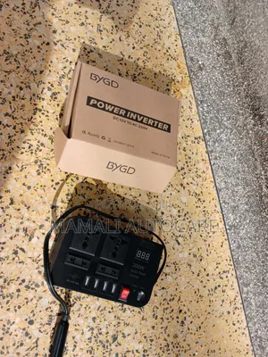 200w/300w Car Power Inverter for Electronics