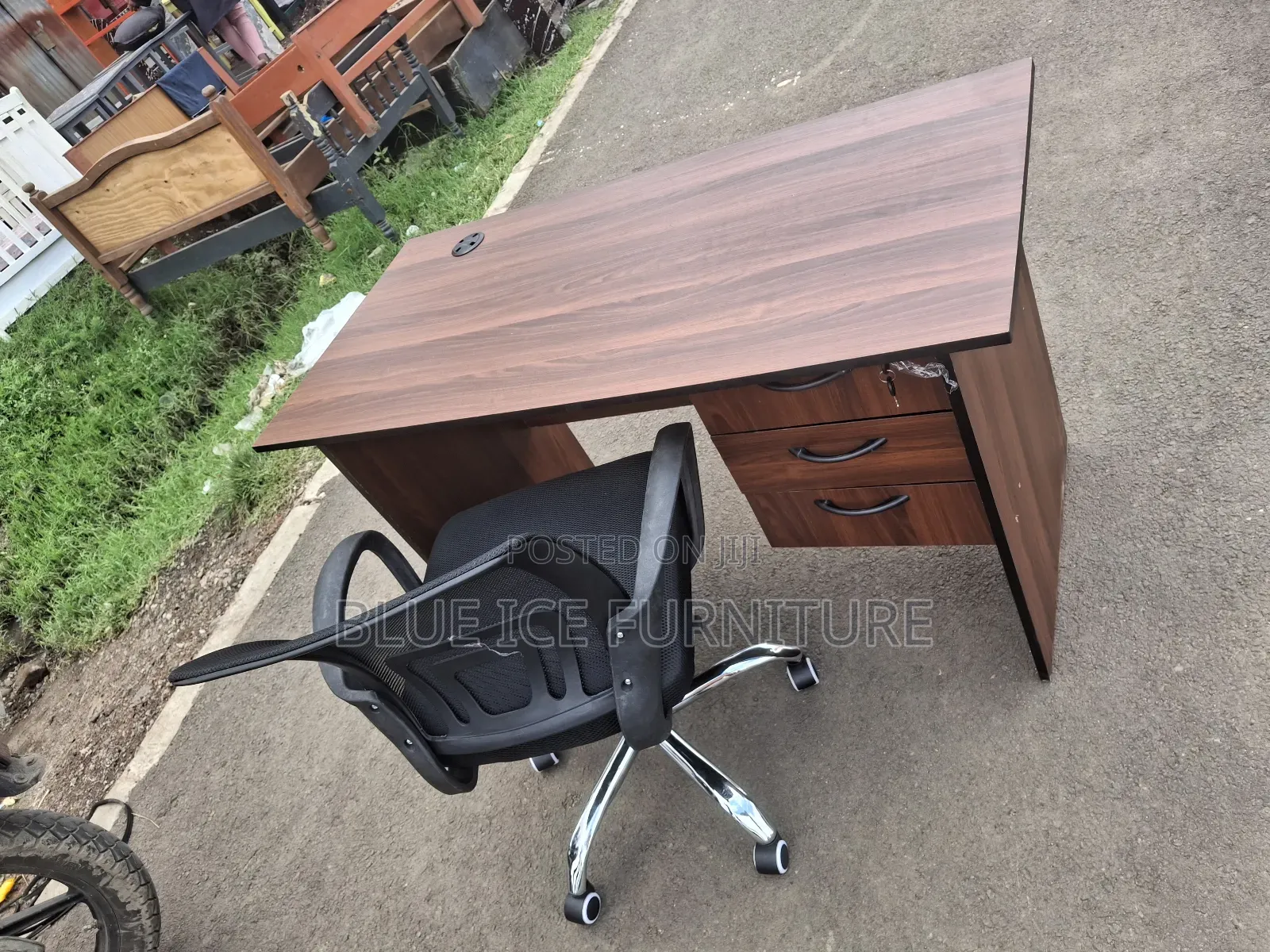Office Desk Brown With Office Chair