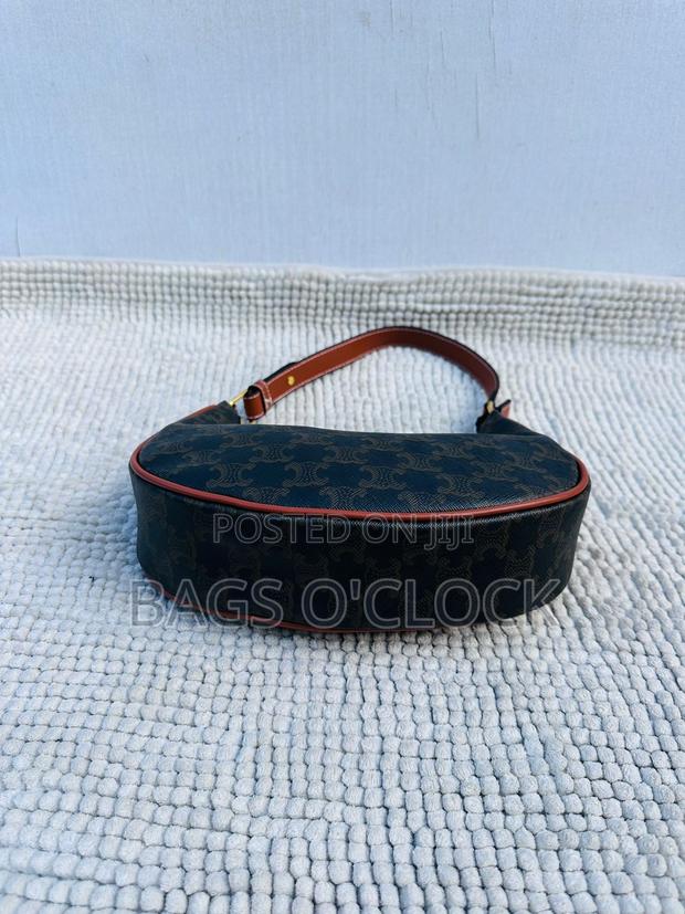 Celine Triomphe Canvas Ava Shoulder Bag - thumbnail 4