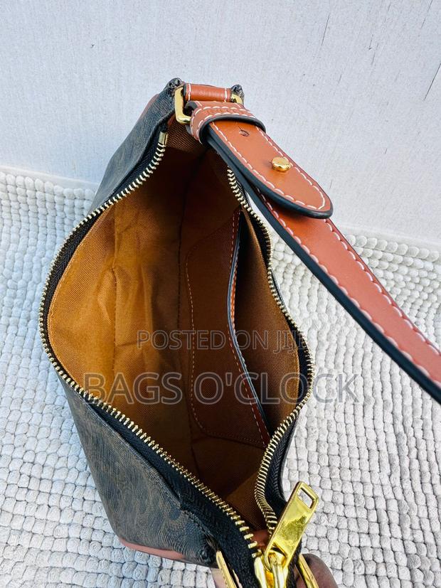 Celine Triomphe Canvas Ava Shoulder Bag - thumbnail 8