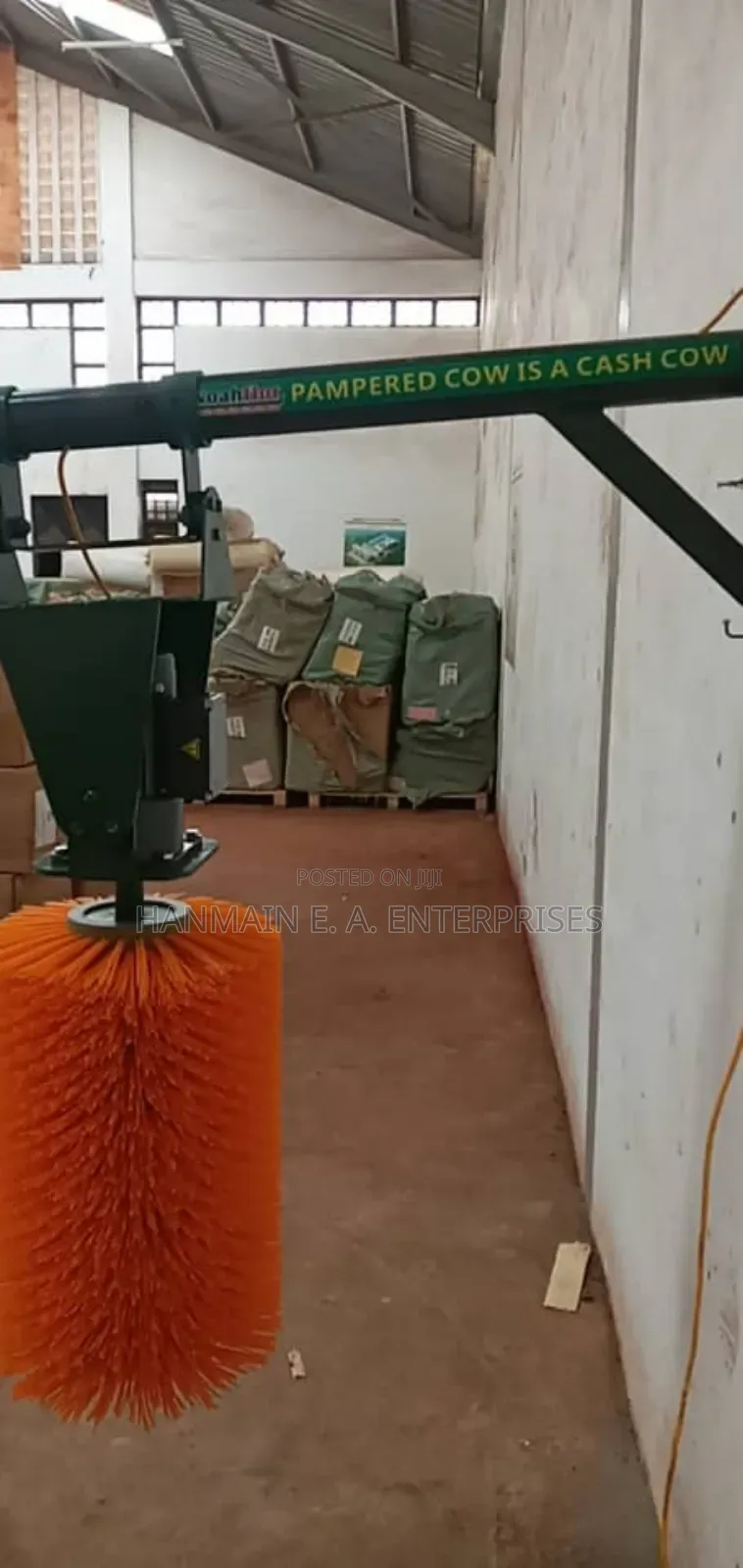 Automatic Cow Massage Brush