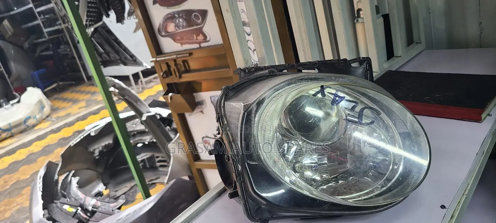 Nissan Juke Non Xenon Headlight