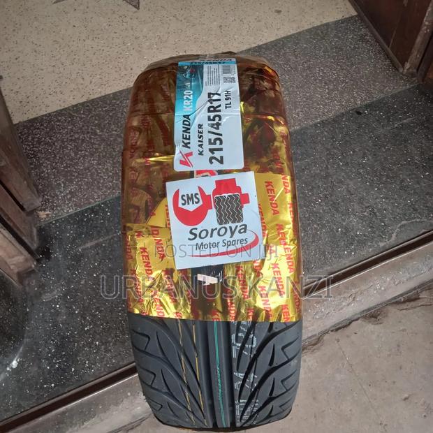 215/45 R17 Kenda Tyre - main view