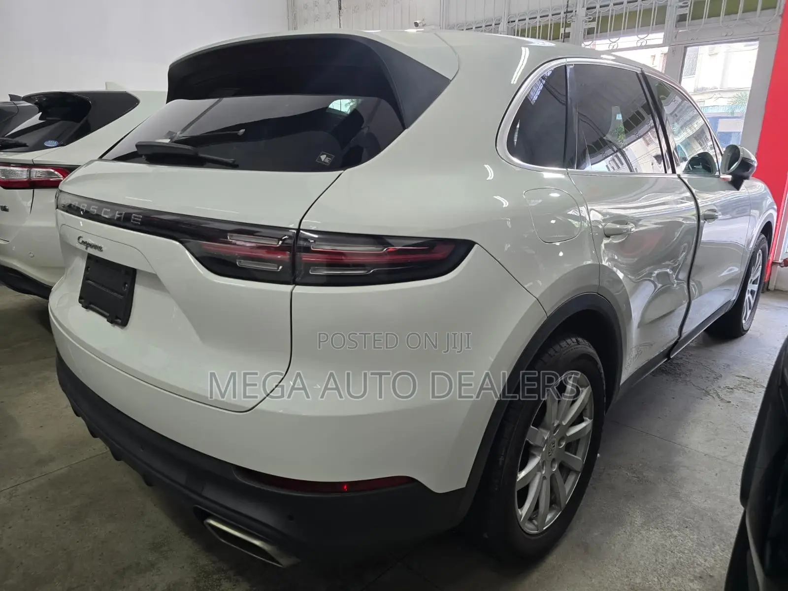 Porsche Cayenne 2019 White