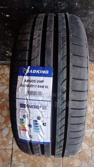 205/40zr17 Roadking Tyre - thumbnail 2