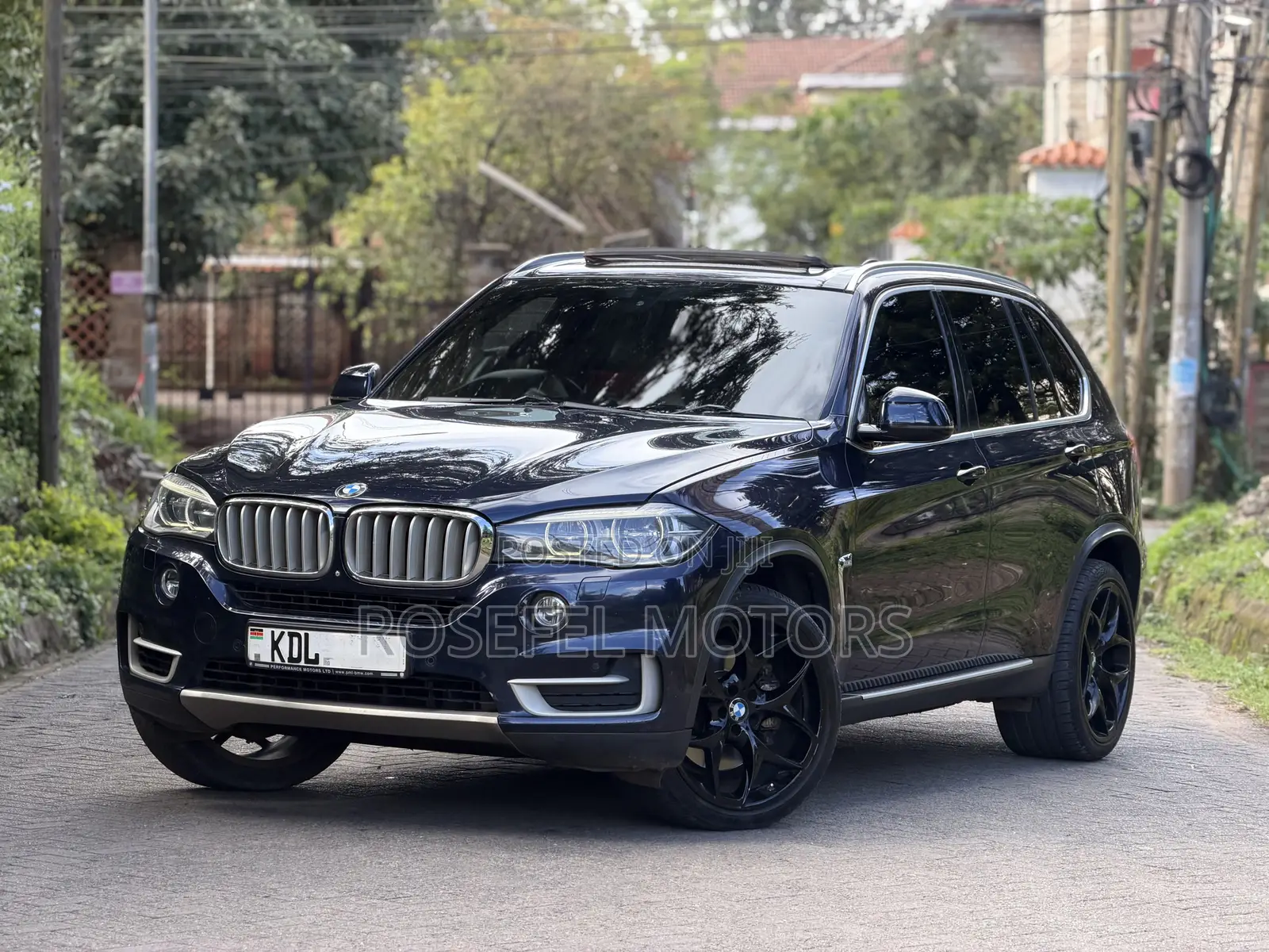 BMW X5 xDrive50i 4dr SUV AWD (4.4L 8cyl Turbo 8A) 2015 Blue