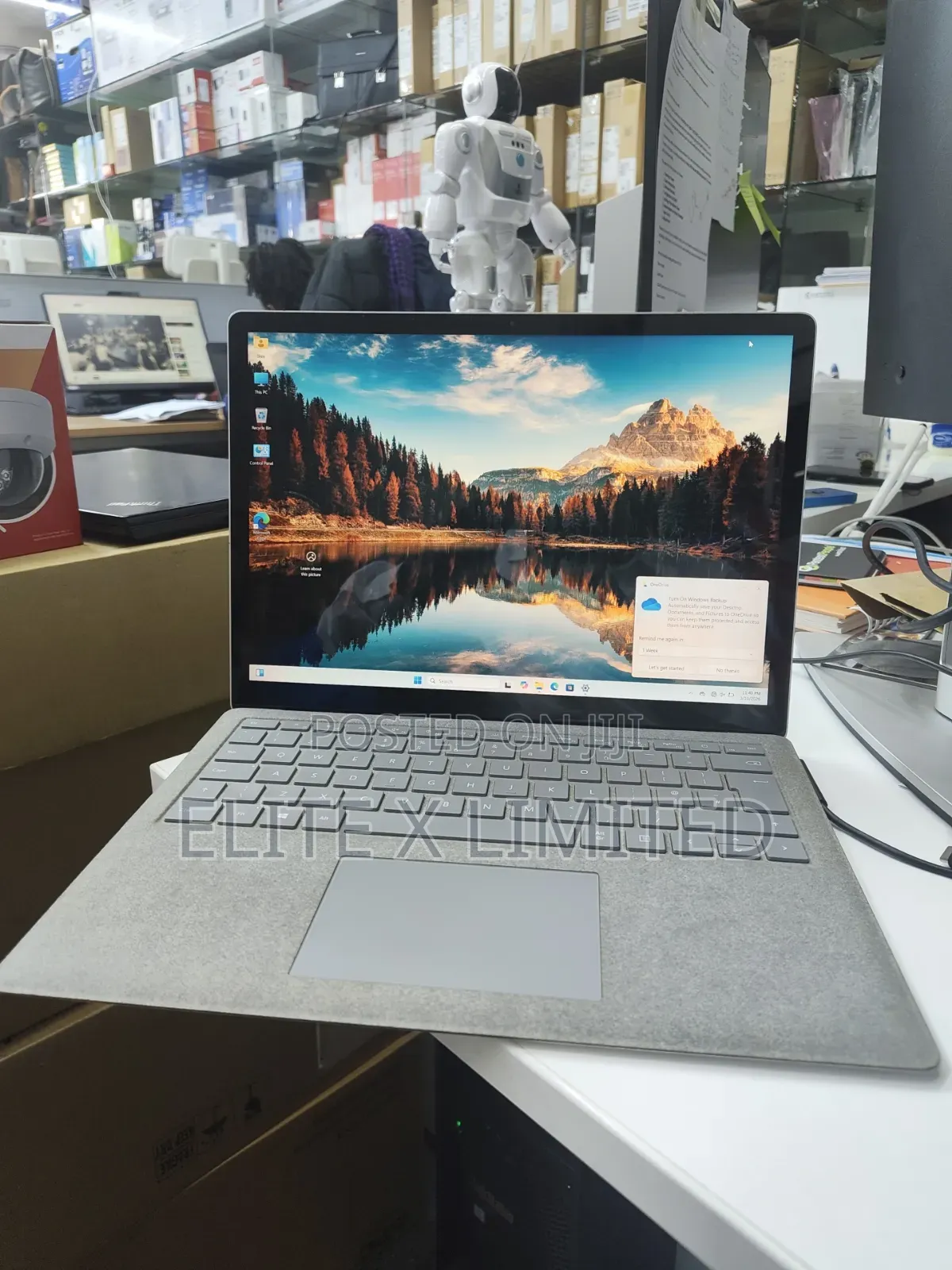 Laptop Microsoft Surface Laptop 8GB Intel Core i5 SSD 256GB