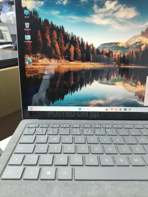 Laptop Microsoft Surface Laptop 8GB Intel Core i5 SSD 256GB