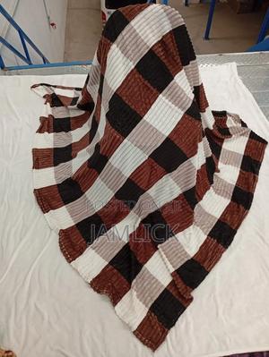 Checked Sherman Throw Blankets - Tr - thumbnail 2