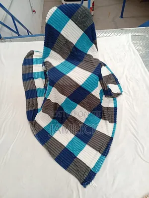 Checked Sherman Throw Blankets - Tr
