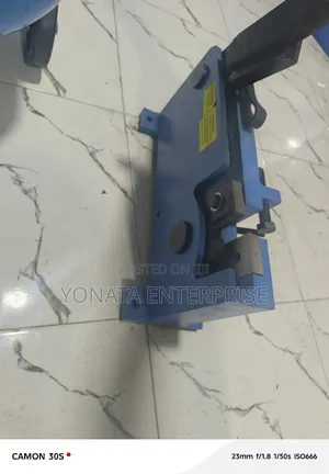 Construction Manual Bar Cutter