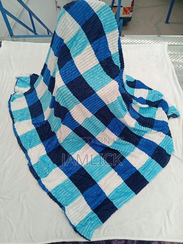 Checked Sherman Throw Blankets - Tr - thumbnail 8