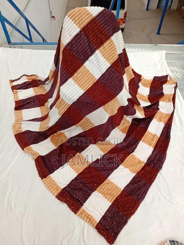 Checked Sherman Throw Blankets - Tr - thumbnail 9