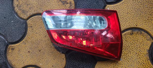 Toyota Wingroad Y12 Boot Light